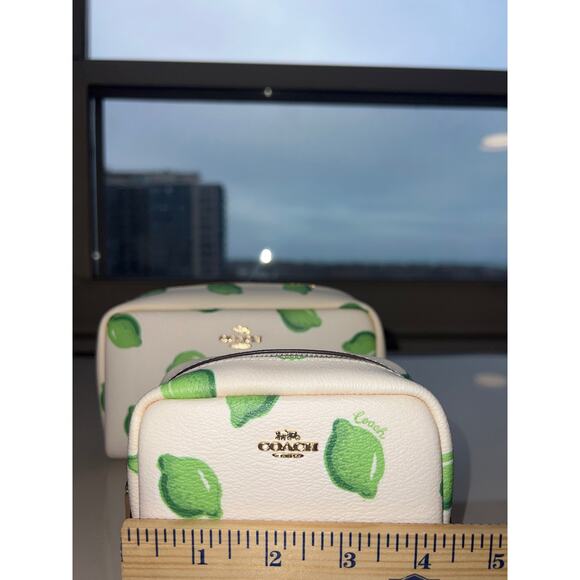 Sale!! Coach Coin Pouch Lime Print Design Bag Coach Cosmetic Case Pouch - Picture 7 of 12